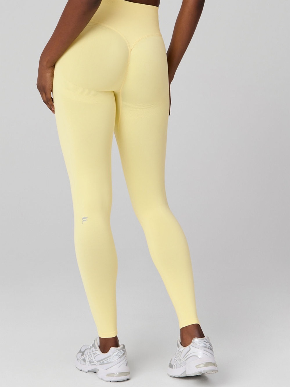 NWT Fabletics Seamless Scrunch High-Waisted Legging
